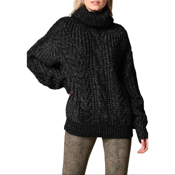 Fate | Sweaters | Fate Oversize 